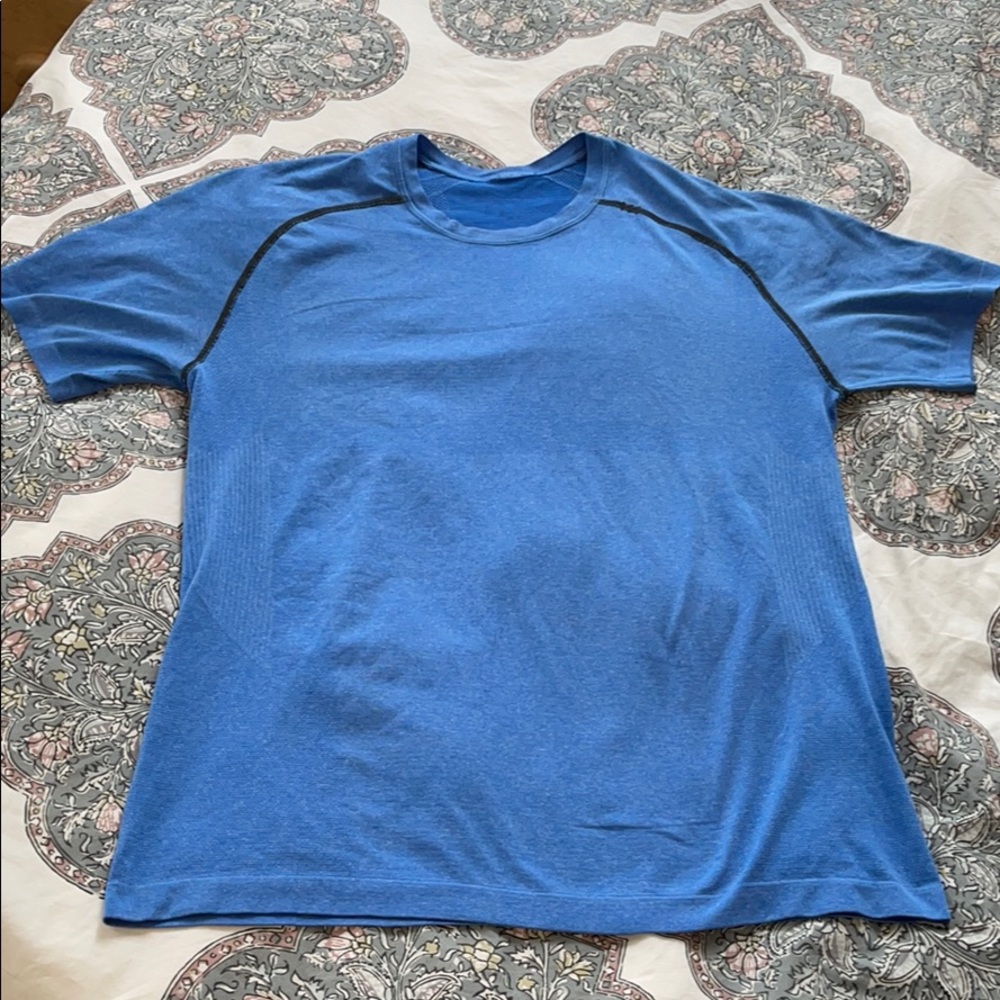 Lululemon Metal Vent Tech Short Sleeve MEDIUM